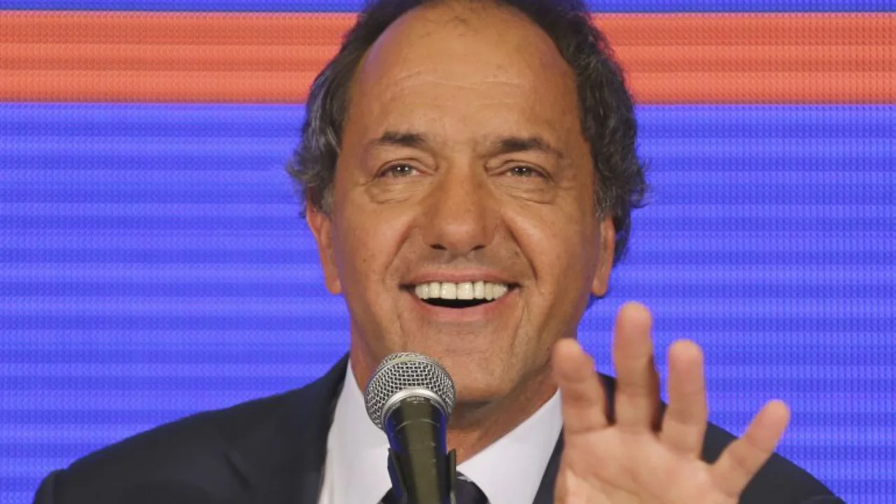 Scioli: "Defiendo la política de los fines de semana largos"