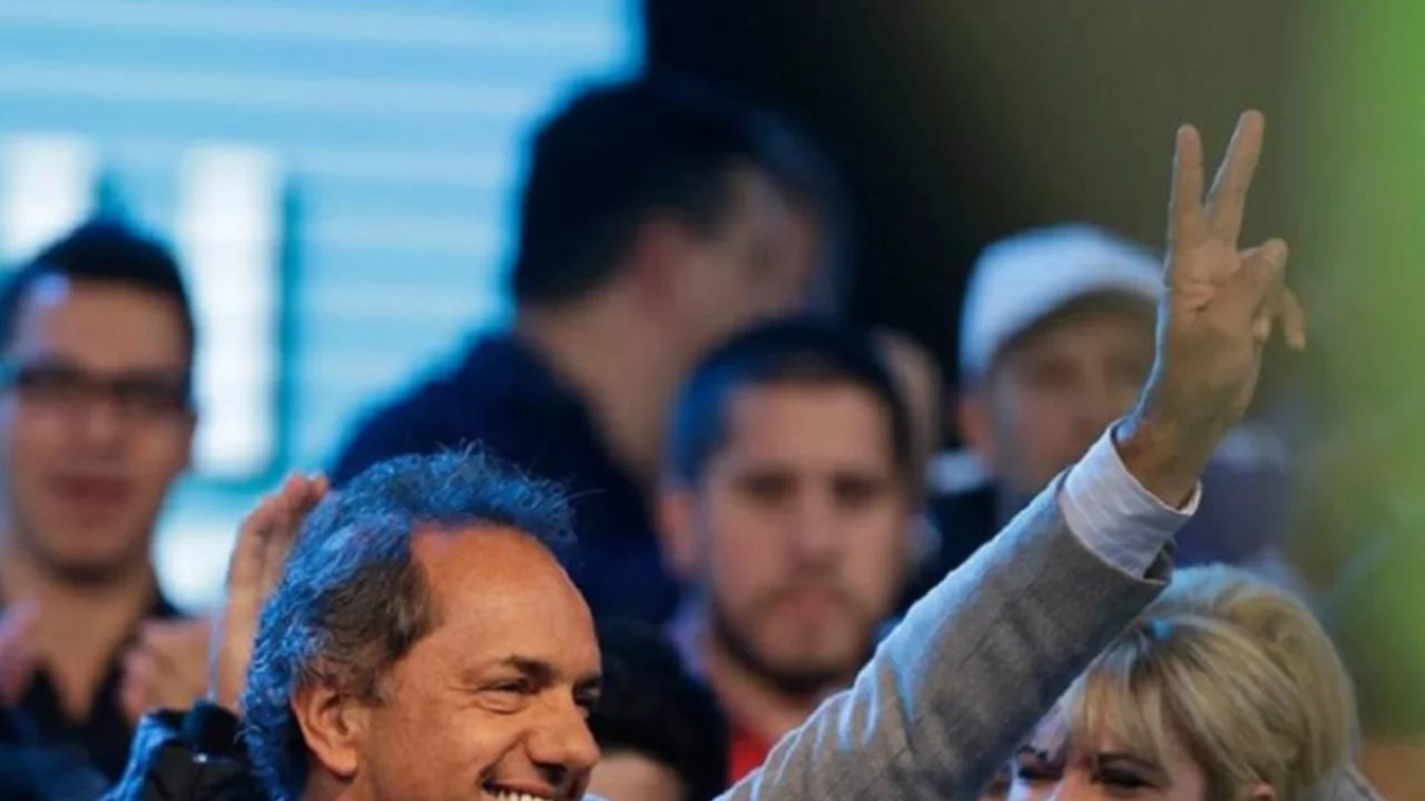 A un día del balotaje, Scioli le envió un mensaje a la militancia