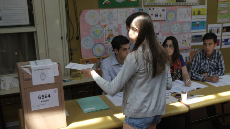 A menos de una hora del cierre, ya votó el 66% del padrón
