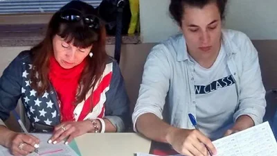 Balotaje: la increíble vestimenta de una fiscal de Cambiemos Balotaje: la increíble vestimenta de una fiscal de Cambiemos