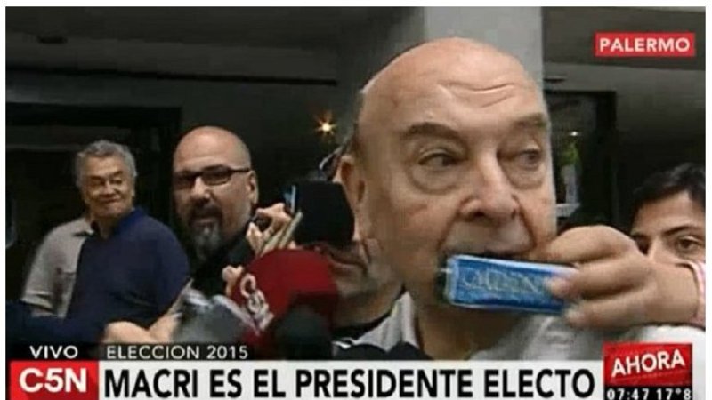 Reapareció Cavallo y le deseó "éxitos" a Macri