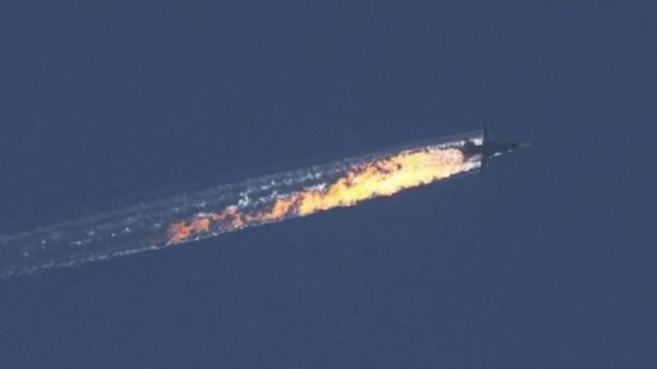 Turquía derribó un avión ruso por violar su espacio aéreo