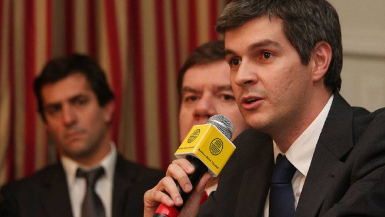 Tras los cruces, Marcos Peña se reúne con Aníbal Fernández