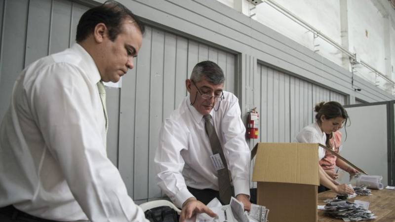 El escrutinio definitivo confirma triunfo de Macri aunque "puede achicar la diferencia"