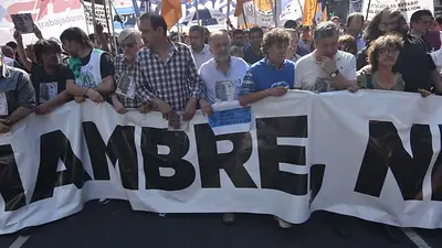 Los carteles y las perlitas de la Marcha de la CTA Los carteles y las perlitas de la Marcha de la CTA