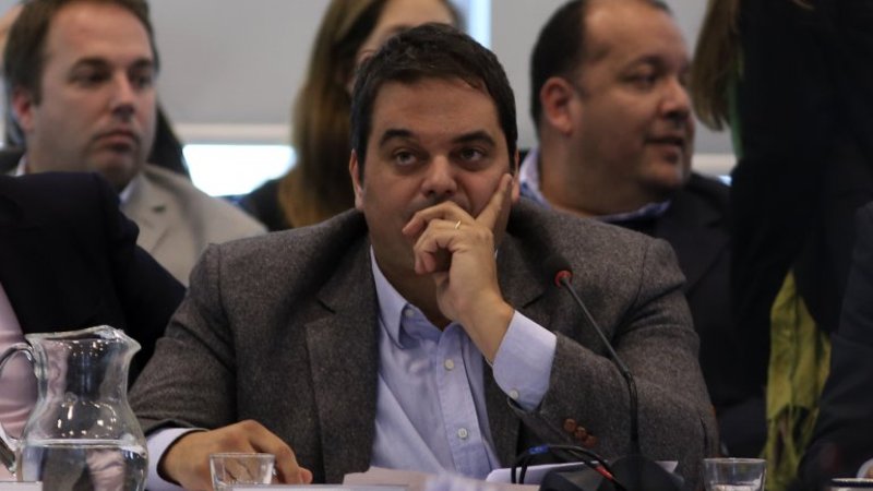 Para el Gobierno, "el salario real terminará como en 2015"