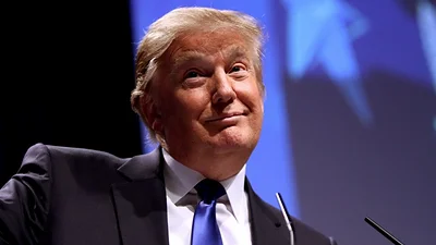 Tras apoyar a Hillary, el Gobierno le sigue pegando a Donald Trump tras las elecciones Tras apoyar a Hillary, el Gobierno le sigue pegando a Donald Trump tras las elecciones