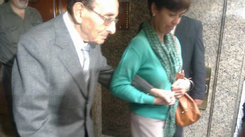 Murió Carlos Fayt