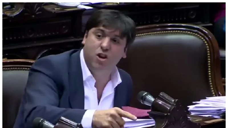 Durísimo cruce entre Diego Bossio y La Cámpora en el Congreso