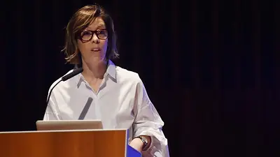 Laura Alonso: "Si reencarno en Cristina Kirchner, me miro al espejo y me suicido" Laura Alonso: "Si reencarno en Cristina Kirchner, me miro al espejo y me suicido"