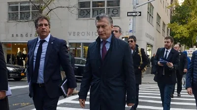 Macri, sobre la reforma laboral: "La haremos aunque los sindicatos no estén de acuerdo" Macri, sobre la reforma laboral: "La haremos aunque los sindicatos no estén de acuerdo"