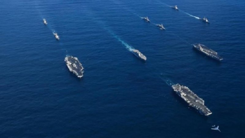 Portaviones de EE.UU. llegan a la península de Corea y aumenta la tensión