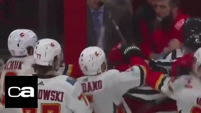 VIDEO: Increíble batalla campal en un partido de Hockey sobre hielo VIDEO: Increíble batalla campal en un partido de Hockey sobre hielo