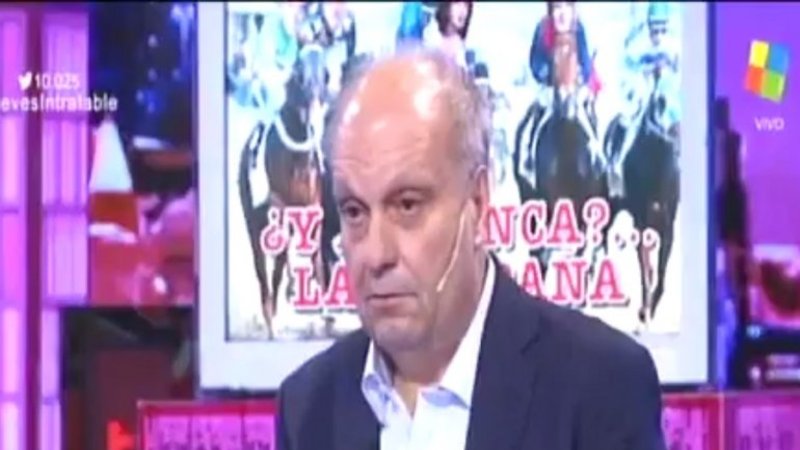 La pregunta sobre Víctor Hugo y la pauta publicitaria que hizo titubear a Lombardi