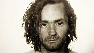 Murió Charles Manson, uno de los más infames asesinos en serie de la historia Murió Charles Manson, uno de los más infames asesinos en serie de la historia