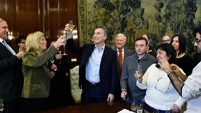 La encuesta que expone el contundente apoyo de periodistas a Macri La encuesta que expone el contundente apoyo de periodistas a Macri