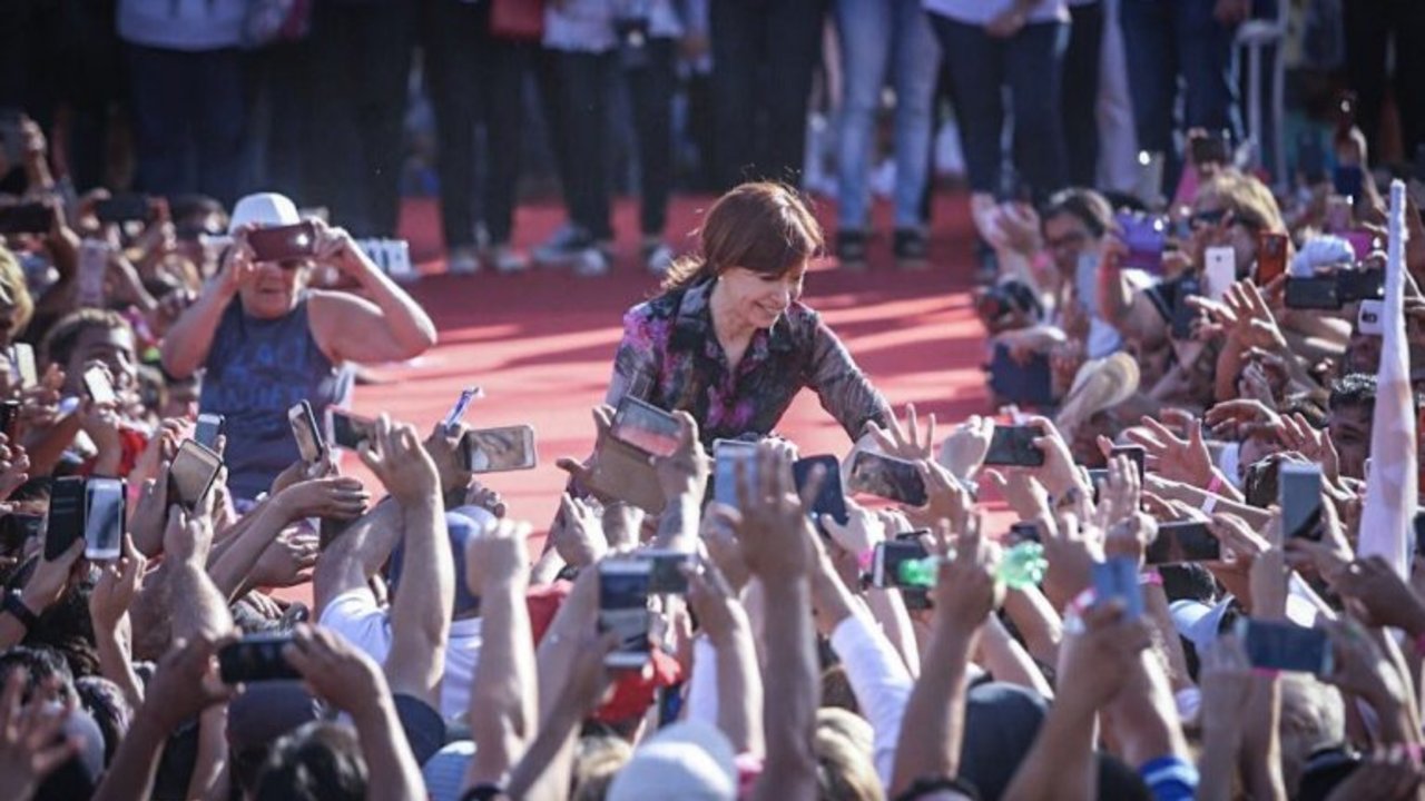 Cristina apuntó contra las reformas: "Son pérdidas de derechos"