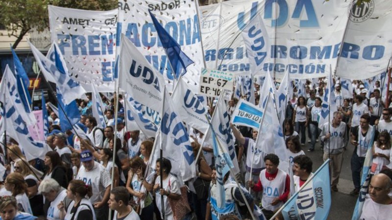 El Gobierno considera la jubilación docente "un privilegio" y va a eliminarla