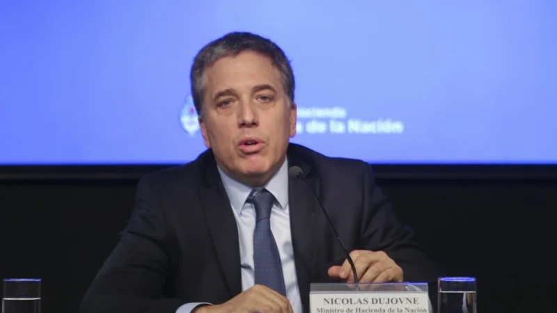 Pese a las subas de las naftas y tarifazo, Dujovne dice que la inflación será del 21%