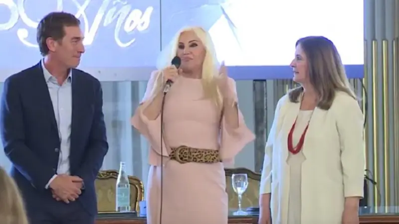 Susana Giménez recibió un premio y pidió reprimir a los trabajadores que estaban afuera