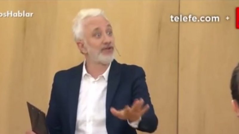 Andy explotó al aire y ubicó a un invitado: "Te chupa un huevo la historia de ellos"
