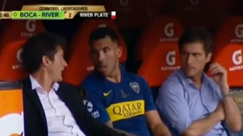 Revelan qué le dijo Barros Schelotto a Tévez cuando entró a jugar la Superfinal