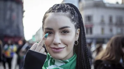 Lali Espósito pidió por el aborto legal en los premios Grammy Lali Espósito pidió por el aborto legal en los premios Grammy