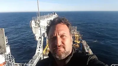 El dolor de un familiar del ARA San Juan: "Jugamos contra los tres poderes del Estado" El dolor de un familiar del ARA San Juan: "Jugamos contra los tres poderes del Estado"