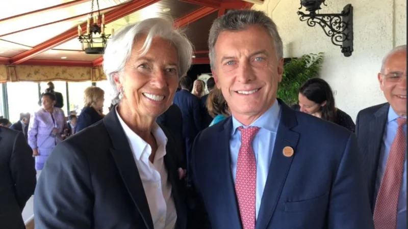 El FMI felicitó al Gobierno por el ajuste y aprobó un nuevo desembolso