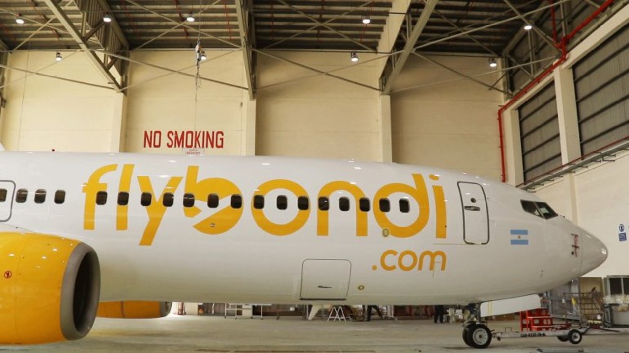 Los trabajadores de FlyBondi denuncian graves fallas de seguridad en los vuelos