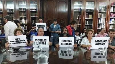Pulseada docente: gremios bonaerenses rechazaron la nueva oferta del Gobierno Pulseada docente: gremios bonaerenses rechazaron la nueva oferta del Gobierno