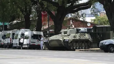 Con armas y tanques, así militarizó Patricia Bullrich el área de Costa Salguero Con armas y tanques, así militarizó Patricia Bullrich el área de Costa Salguero