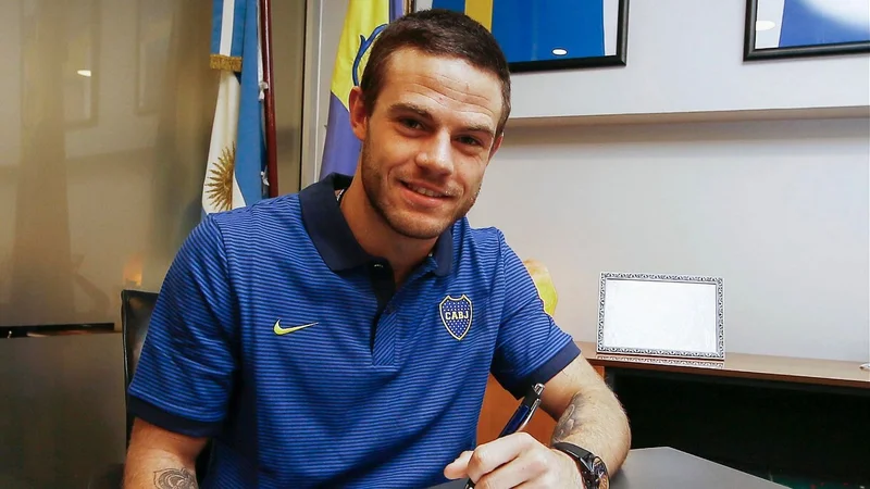 Nahitan Nández podría volver a Boca en 2020