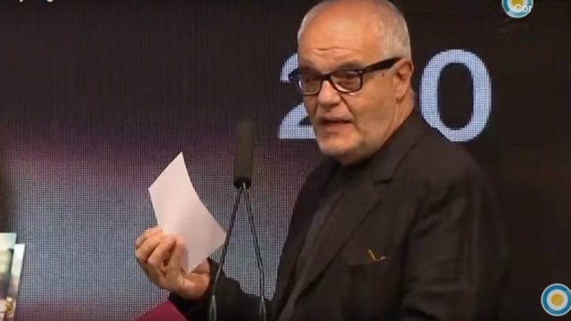 Tensión y bloooper en los premios ACE cuando abrieron un sobre para dar el premio de Oro y estaba vacío