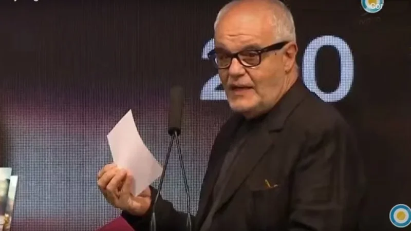 Tensión y bloooper en los premios ACE cuando abrieron un sobre para dar el premio de Oro y estaba vacío