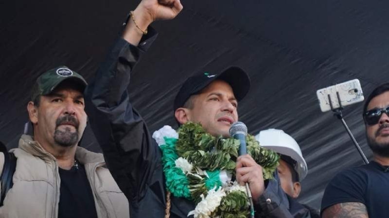 Cómo sigue el plan golpista contra Evo: grupos de choque armados marchan a La Paz