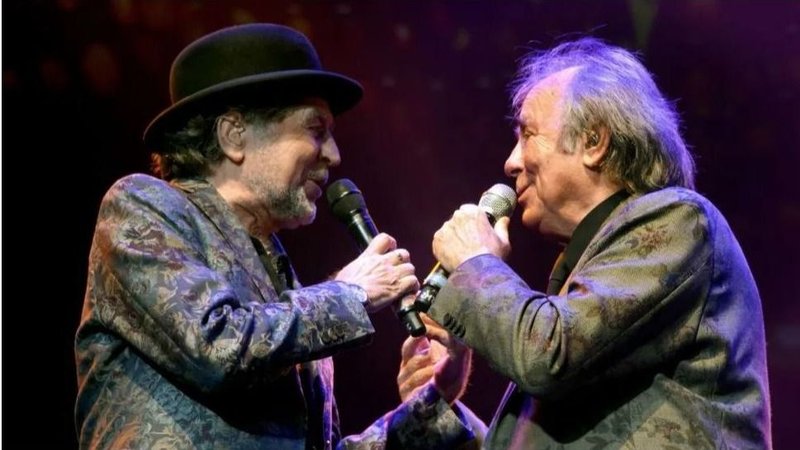 Joaquín Sabina y Joan Manuel Serrat festejaron la liberación de Lula Da Silva en un show en Villa Crespo