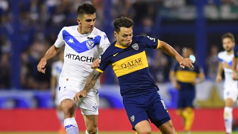Fue a la cancha de Vélez con un cartel que acusaba de "traidor" a Mauro Zárate, recibió una multa y hasta podría ir preso