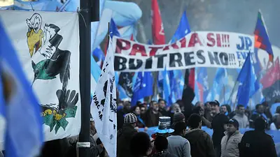 Nuevos Fondos buitre se suman a una demanda millonaria contra Argentina Nuevos Fondos buitre se suman a una demanda millonaria contra Argentina