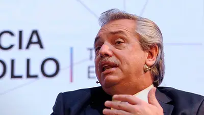 Alberto Fernández desmintió a Clarín y le pidió que dejara de desinformar Alberto Fernández desmintió a Clarín y le pidió que dejara de desinformar