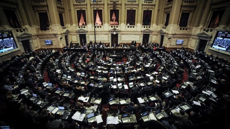 En un texto conjunto, Cambiemos habló de "golpe a la democracia" y apuntó también contra Evo Morales 