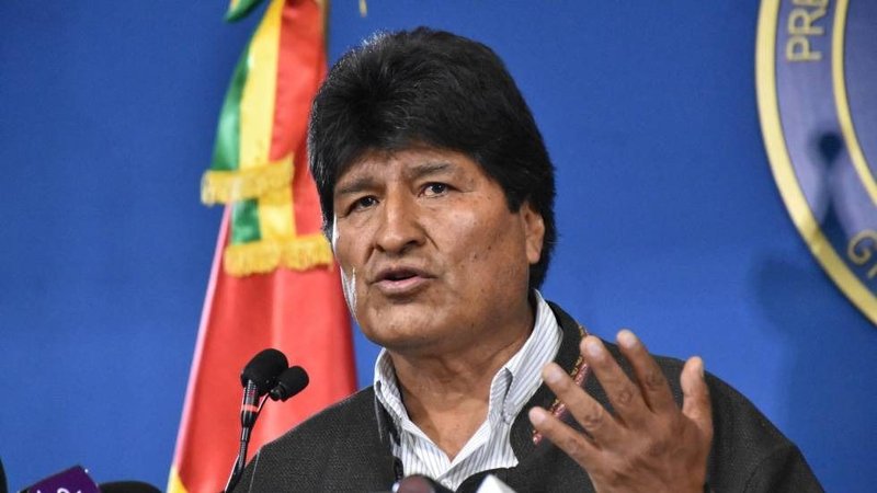 Evo Morales: "Entiendo las diferencias con Macri, pero primero está la democracia"