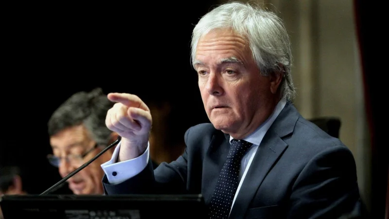 Federico Pinedo criticó a Adolfo Rubinstein por el protocolo por el aborto