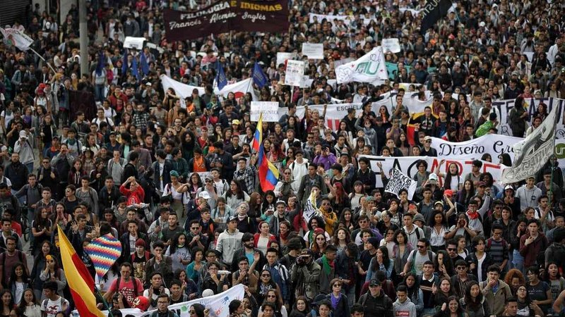 Colombia: Fuerte operativo represivo contra los manifestantes
