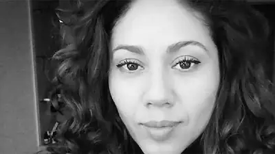Hallaron muerta a puñaladas a la fotoperiodista Albertina Martínez Burgos en Chile Hallaron muerta a puñaladas a la fotoperiodista Albertina Martínez Burgos en Chile