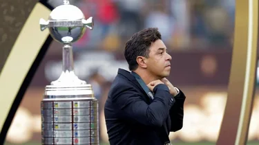 Empleado de Ezeiza se burló en la cara de Gallardo tras perder la Copa