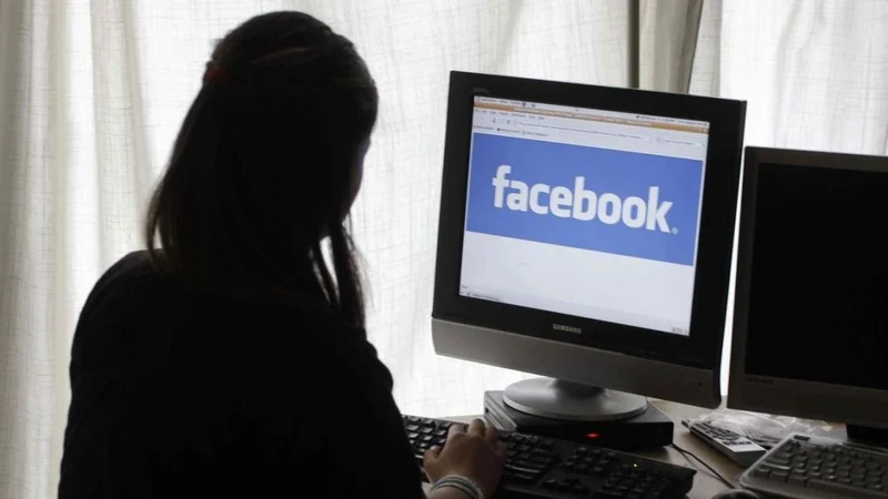 Escrachaba a su ex por Facebook y le pusieron un "bozal legal"