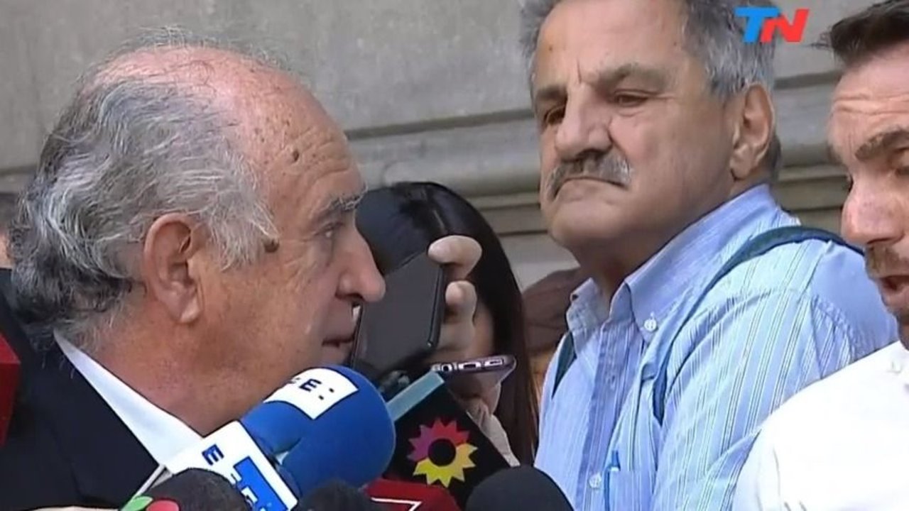 Oscar Parrilli se cruzó con periodista de TN por los presos políticos 