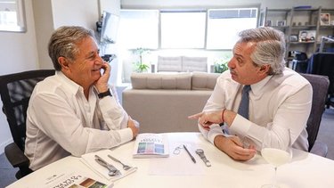 Alberto se reunió con Duhalde y lo definió como un "bombero"