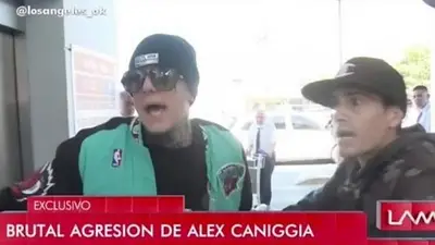 Alex Caniggia se molestó por una pregunta y agredió a un cronista de El Trece Alex Caniggia se molestó por una pregunta y agredió a un cronista de El Trece